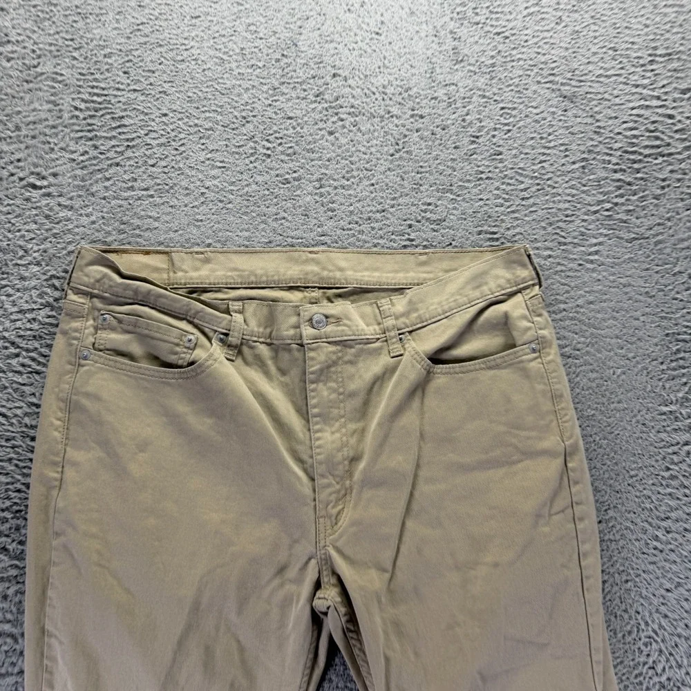 Levis before purchasing